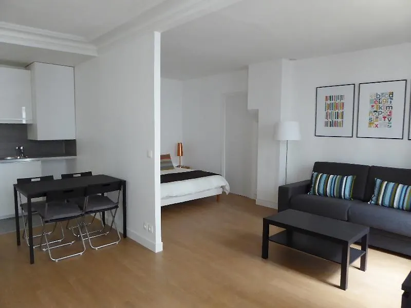 Apartment Bergere - Paris